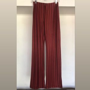 Pull&Bear Highwaisted pants Red with black stripes